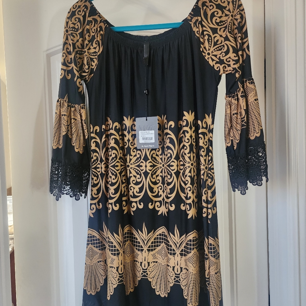 NWT BLACK AND GOLD LACE DRESS